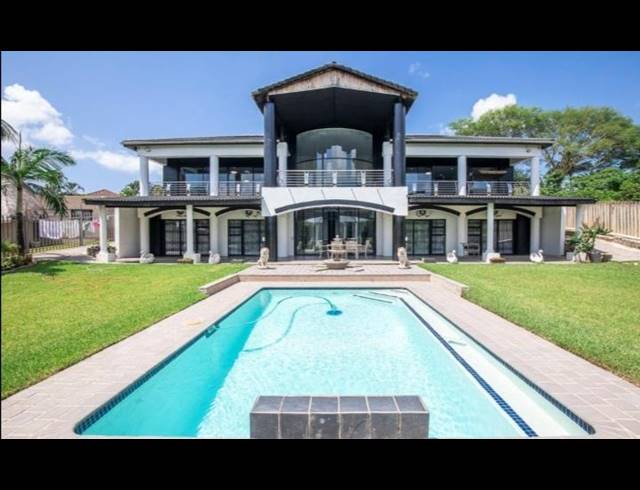 4 BEDROOM HOUSE FOR SALE IN MEER EN SEE